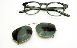 メガネの形 クリップオンの画像